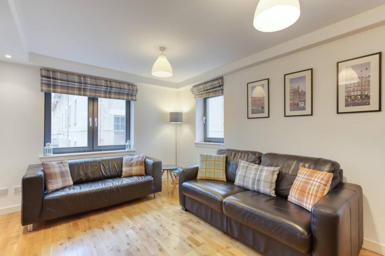 *amazing Location!*in Heart Of The City. 2br & Cot Édimbourg