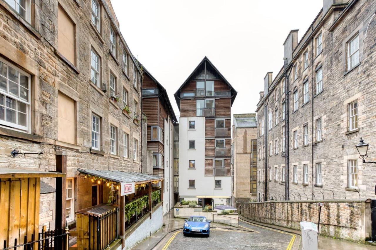 *amazing Location!*in Heart Of The City. 2br & Cot Appartement Édimbourg